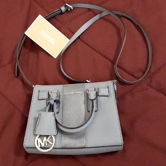 Michael Kors Handbags - NWOT JetSet Michael Kors 💙Cornflower blue mini 🌸